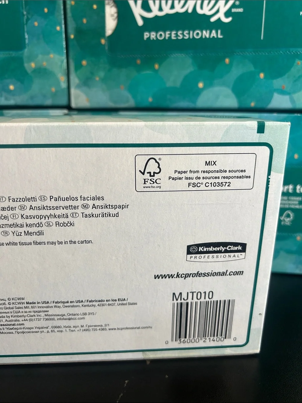 Kleenex Professional Comfort Touch Facial Tissues - Teal (6 Boxes of 100).